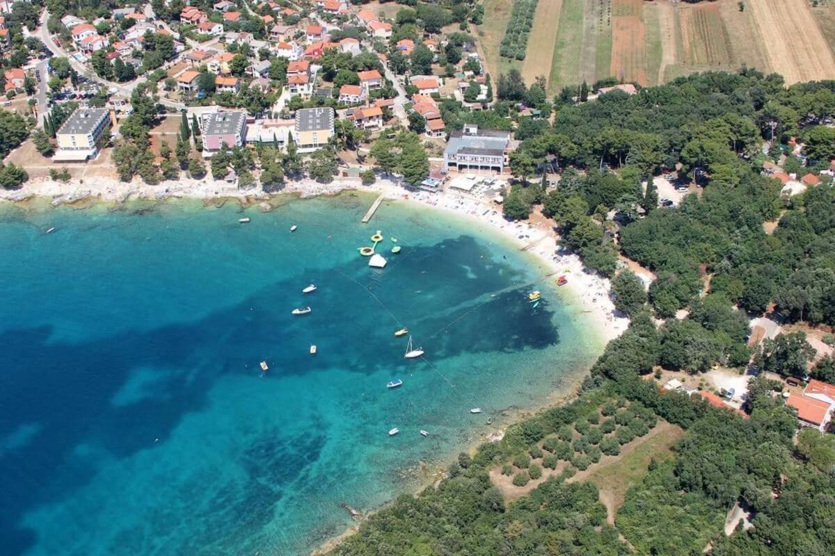 Domus Maria With Swimming Pool And Free Parking Villa Banjole Buitenkant foto