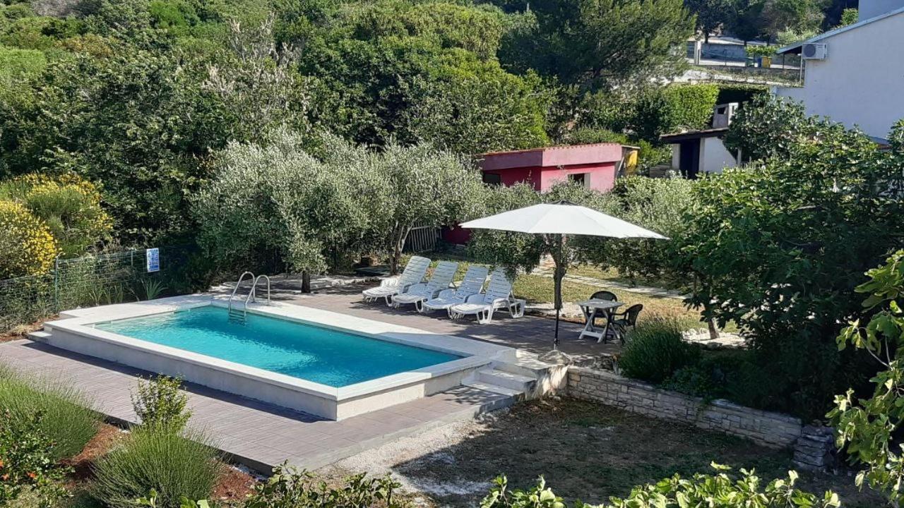 Domus Maria With Swimming Pool And Free Parking Villa Banjole Buitenkant foto